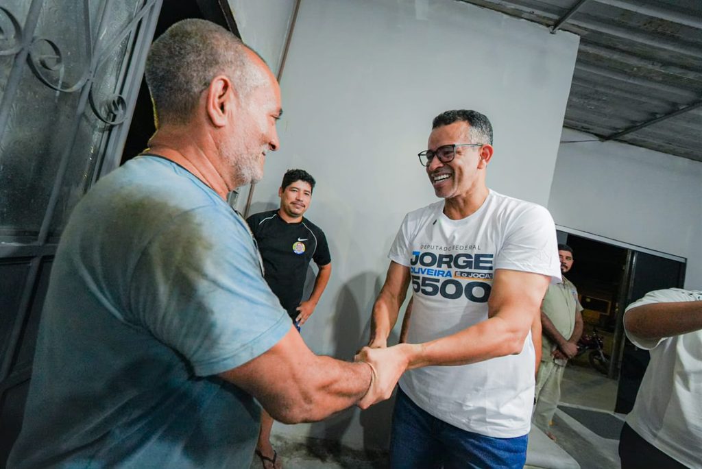 WhatsApp-Image-2026-08-21-at-08.45.13-1-1024x684 Moradores da zona norte conhecem propostas de Jorge Oliveira para integrar esporte, educação e inclusão